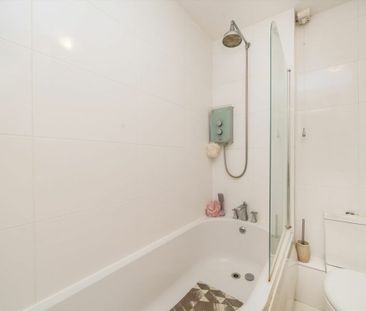 Bonner Hill Road, KT1, London - Photo 5