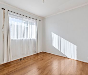 Comfy&comma; Spacious and Family Friendly&excl; - Photo 5