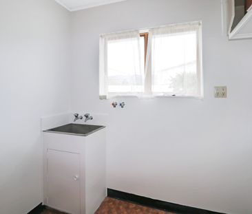 Lovely Two Bedroom in Community Village. - Photo 5