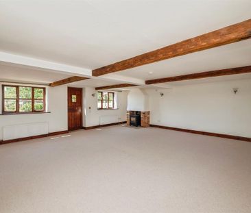 4 bedroom barn conversion to rent - Photo 2
