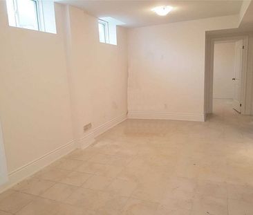 For Lease - 73 Broughton Terrace, Bradford West Gwillimbury, Ontario - Photo 2