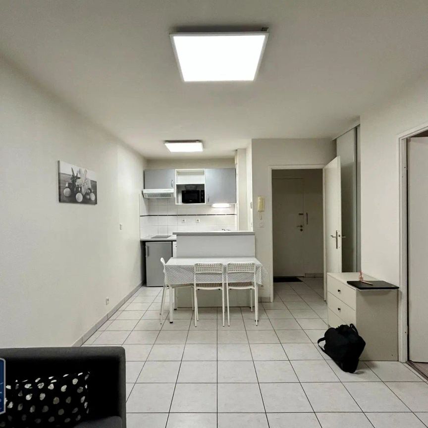 Appartement à louer 2 pièces 35m² - Photo 1