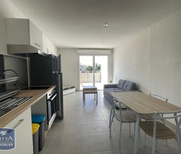 Location Appartement 2 pièces 41m² MONTFAVET 84140 - Photo 1