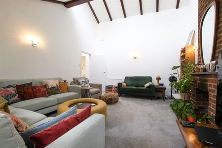 Meadow Walk, Great Abington - Photo 2