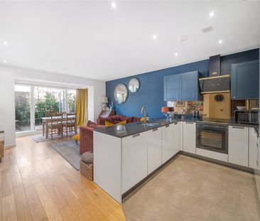 Retreat Apartments, 8 Furmage Street, London, SW18 flat to rent - Photo 1