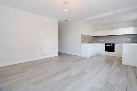 2Bedrooms, 1Bathrooms - Photo 3