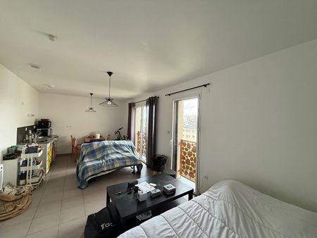 Location appartement 1 pièce, 37.80m², La Roche-sur-Yon - Photo 2