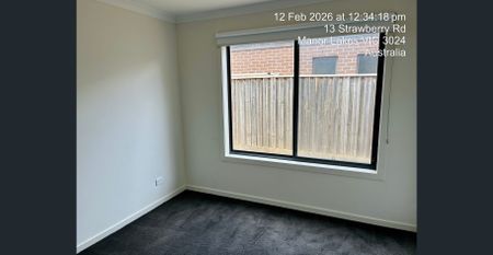 Flexible Family Living in a Prime Location! - Photo 2