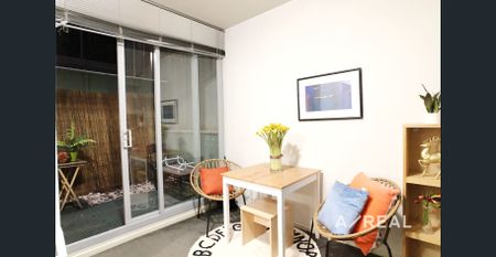 Fully Furnished CBD Living in a Prime Lonsdale Street Location - Photo 2