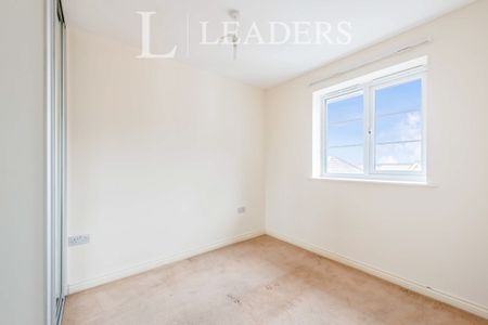 2 bedroom apartment to rent Buttermere Court, Grayrigg Road, Maidenbower, Crawley, RH10 - Photo 2