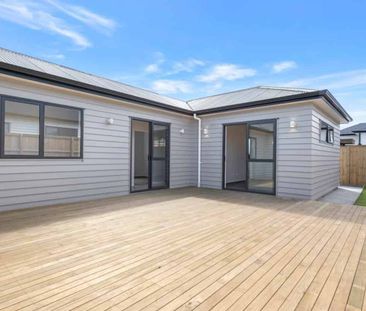 Modern Open-Plan Living - Perfect for Families - Photo 3