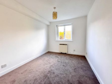 1 bedroom ground floor flat to rent - Photo 3