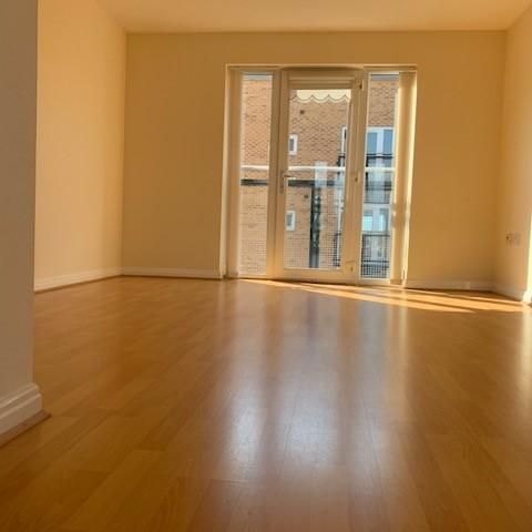 3 bedroom apartment to rent - Photo 1