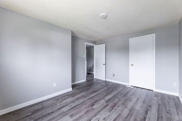For Lease - 1045 Morrison Drive Unit# 98, Parkway Park - Queensway Terrace S and Area, Ontario - Photo 1