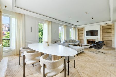 Paris 8 - Triangle d’or - Photo 3