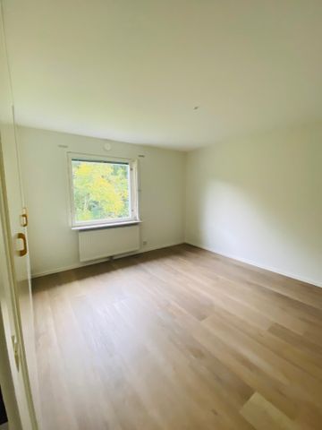 Karlslättsv 8 A - Photo 2