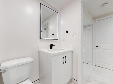 For Lease - 57 Saddle Ridge Drive Unit# Lower B, Toronto, Ontario - Photo 4
