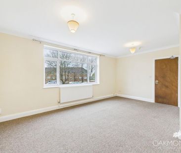 6 bedroom semi-detached house to rent - Photo 2