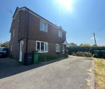 2 bedroom semi-detached house to rent - Photo 2