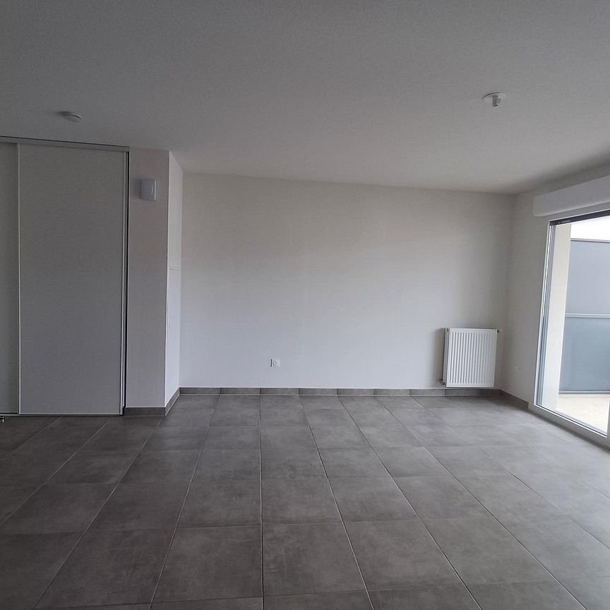 location Appartement T2 DE 45.99m² À CASTANET TOLOSAN - Photo 1