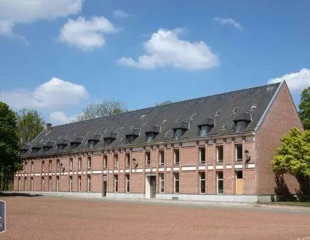 Appartement à louer 2 pièces 59.1m² - Photo 1