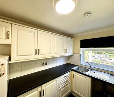 1 Bedroom Terraced House - Photo 3
