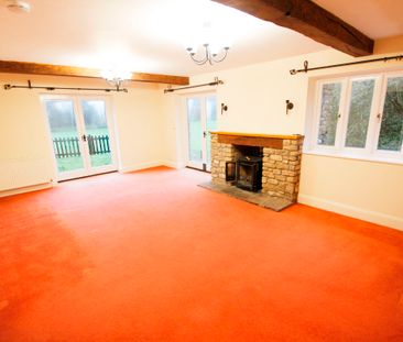 Tytherington, Wotton-under-Edge, Gloucestershire, GL12 8PY - Photo 1
