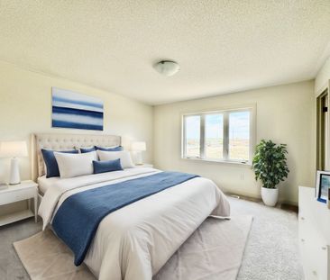 For Lease - 81 Sagewood Avenue, Barrie, Ontario - Photo 1