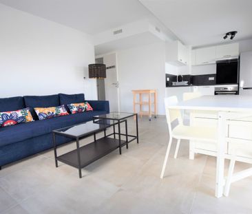 Appartement T2 SIX FOURS LES PLAGES - Vue Mer - Plage Bonnegrace - - Photo 3