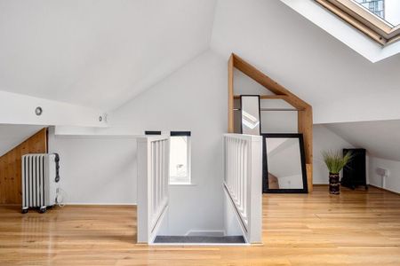 Property to rent - Photo 2