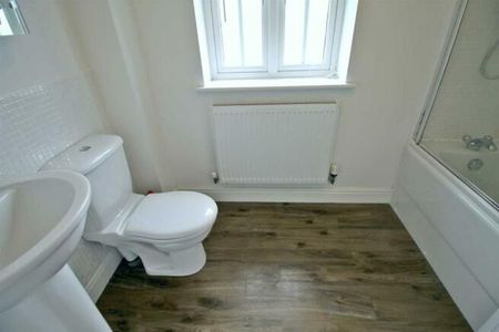 2 bedroom town house to rent Tierney, Oxley Park, MK4 4HU - Photo 2