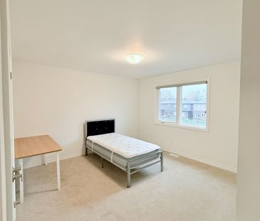 For Lease - 3243 DOMINION Road, Fort Erie, Ontario - Photo 3