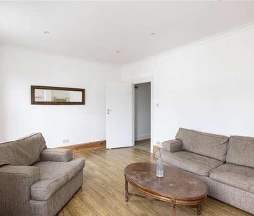 Elm Park, London, SW2 - Photo 1