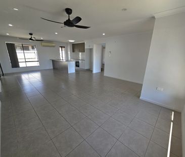 Modern 4 Bedroom Brick Home in Quiet Estate - Photo 2