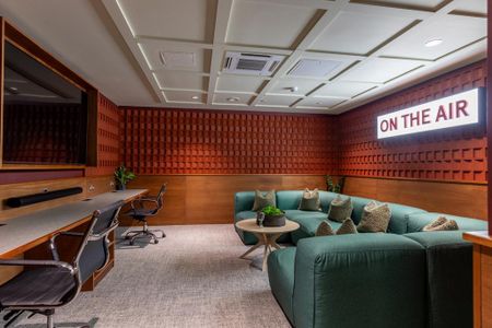 3 bedroom flat to rent - Photo 4