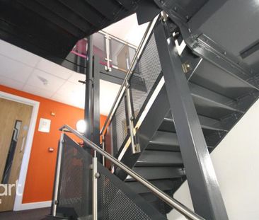 Studio to rent - Photo 6