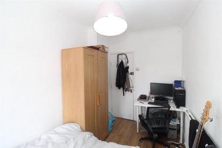 6 bedroom house to rent - Photo 5