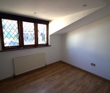 5 bedroom detached house to rent - Photo 4