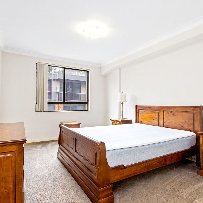 Furnished 2 Bedroom Aprtment in the Heart of Eveleigh - Photo 1