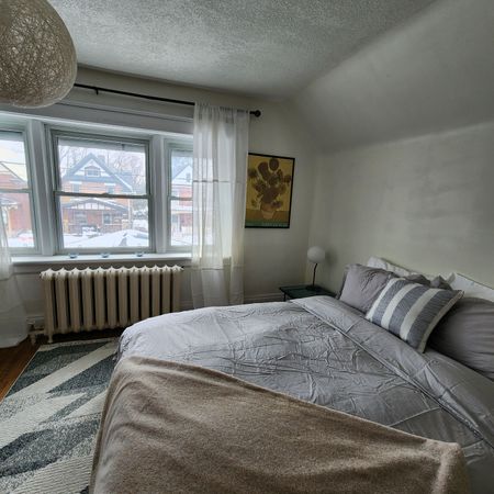 For Lease - 184 Weber Street, Kitchener, Ontario - Photo 2