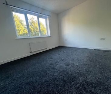 Bierley House Avenue - Photo 3