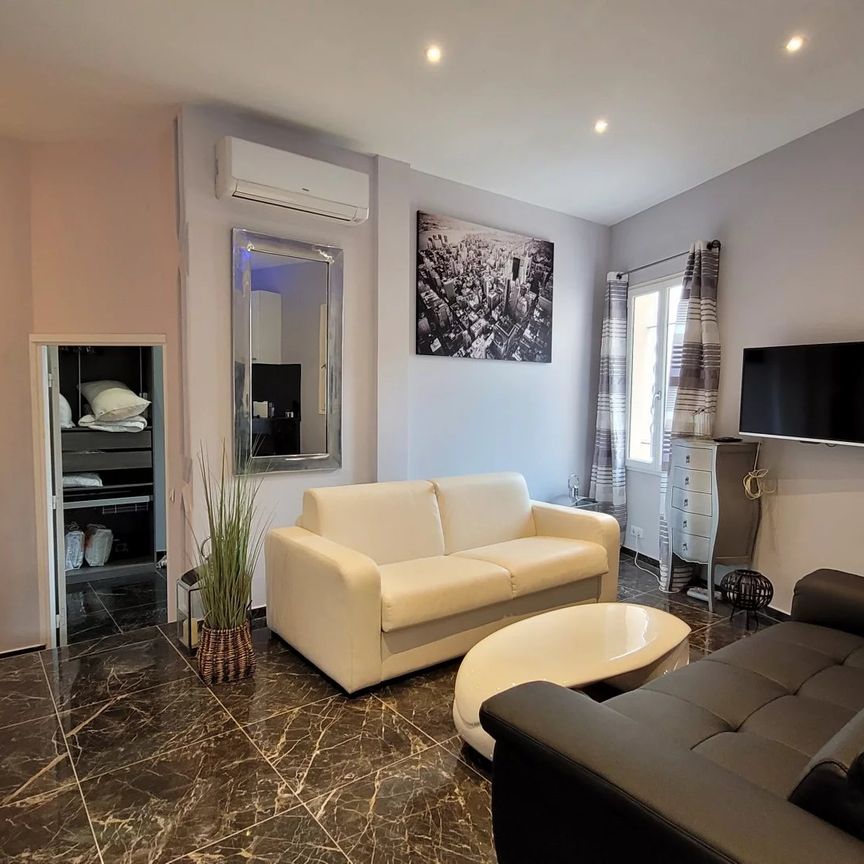 Location Appartement 4 pièces 77m² CANNES 06400 - Photo 1