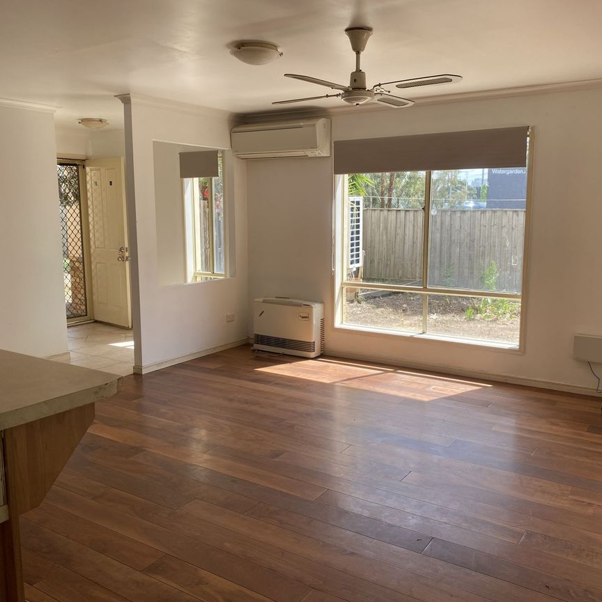 Location, Lifestyle & Low Maintenance Living - Photo 1