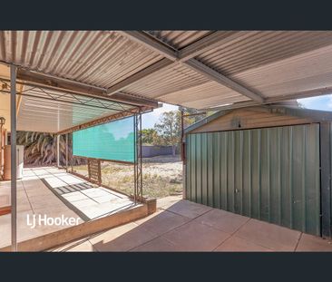 13 Broster Crescent, Davoren Park, SA 5113 - Photo 5