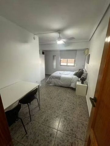 Carrer dels Llauradors, Silla, Valencian Community 46460 - Photo 4