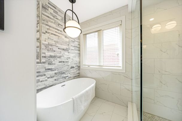 For Lease - 319 Silver Court, Milton, Ontario - Photo 1