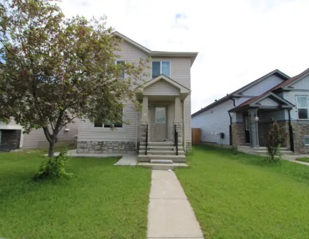 12 Saddlebrook Circle NE | 12 Saddlebrook Circle Northeast, Calgary - Photo 1