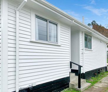 2 Bedroom in Stokes Valley - Photo 6