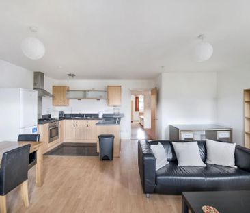 2 bedroom flat to rent - Photo 5