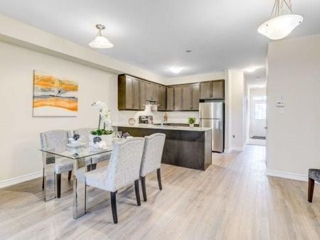 For Lease - 60 Crumlin Crescent, Brampton, Ontario - Photo 4